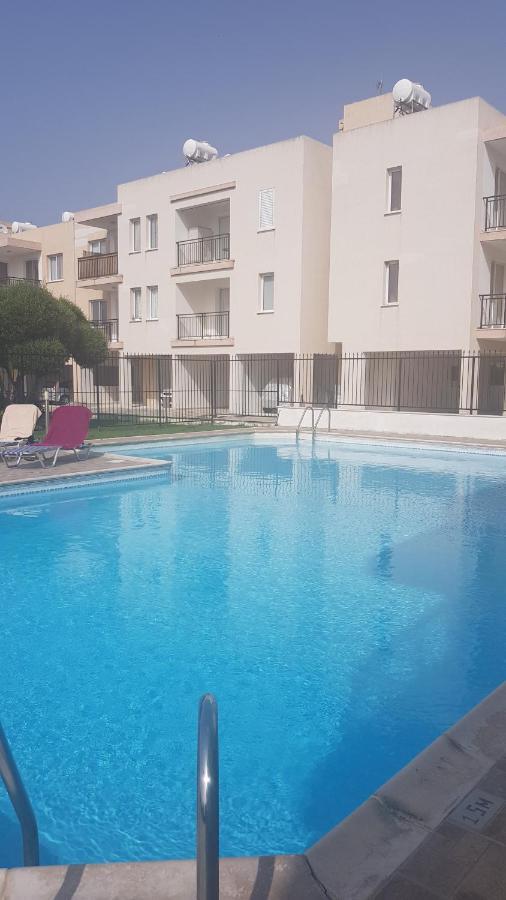 Apartment Oasis Polis Buitenkant foto